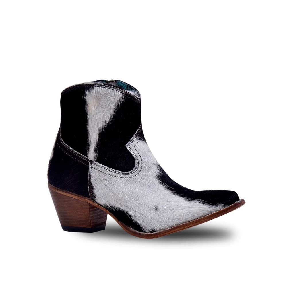 MYRA VIRGINIA TRAIL HAIR-ON HIDE LEATHER COWBOY BOOTS